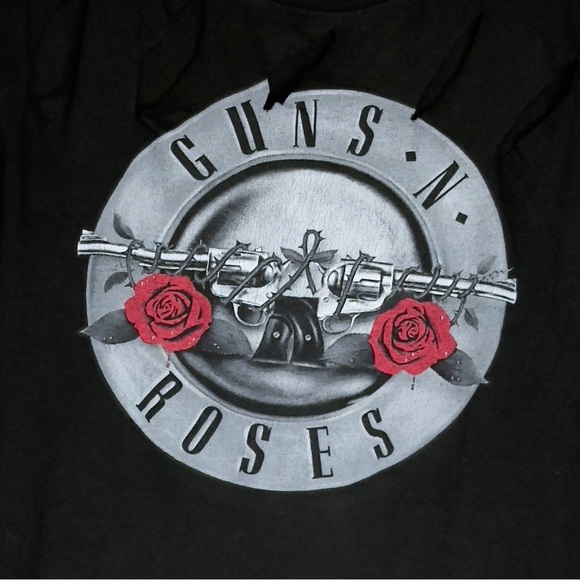 Tops - Guns N’ Roses Graphic T-shirt 19” (I Tried To Be Creative & Cut Slices Into It)